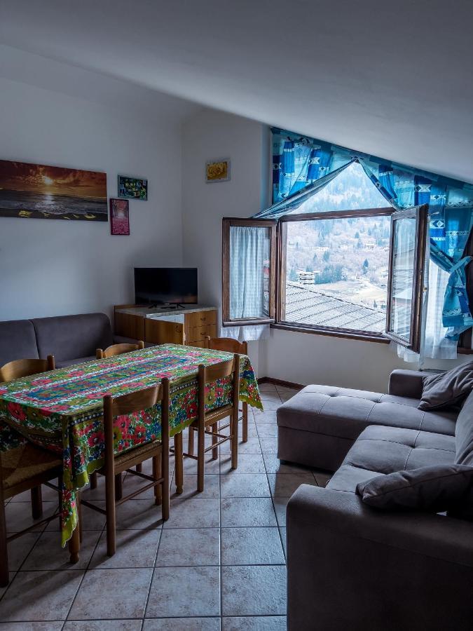 Aparthotel El Rocol Vezza dʼOglio Zewnętrze zdjęcie